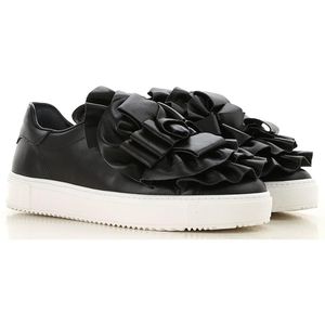 BNIB LEATHER HAND- MADE IN ITALY DESIGNER SNEAKERS